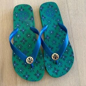 Tory Burch Solid Thin Rubber Flip Flop Sandal 5/6